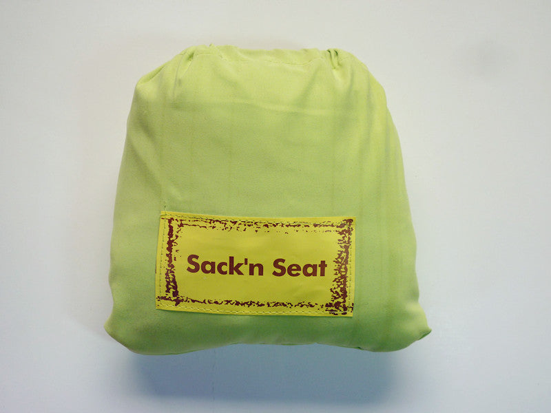 Bao Ma Takes Her Baby Out Of The Baby Chair Cover Bag