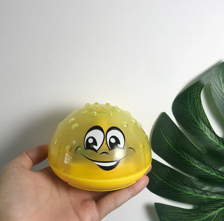 Luz de spray de água girando com chuveiro piscina infantil