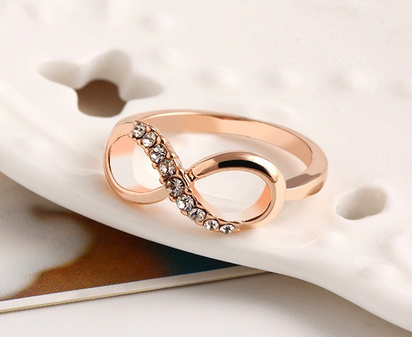 Diamond Ring Rose Gold Ring Ornament