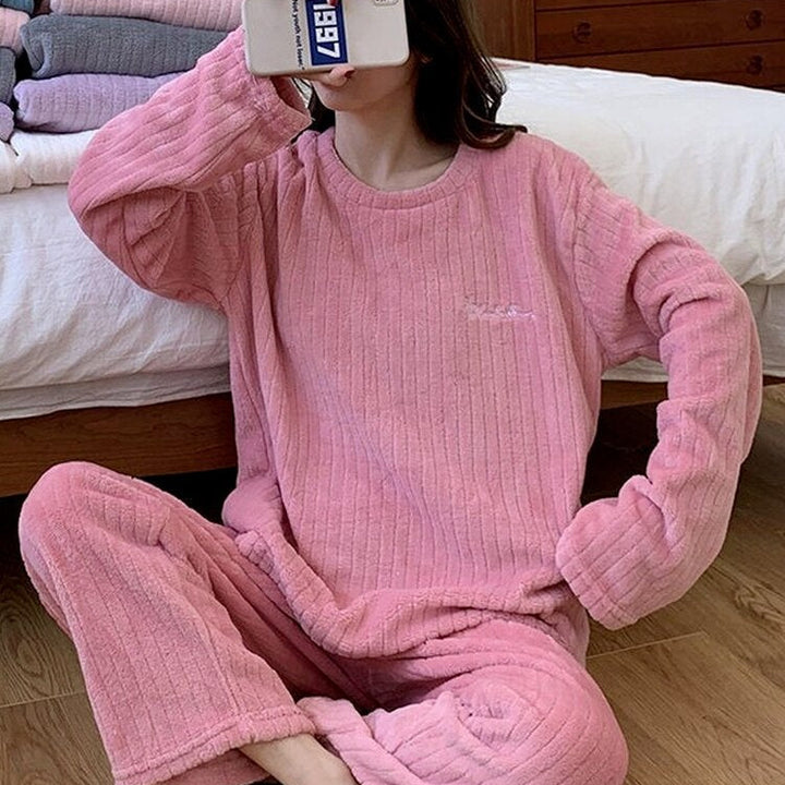 Winter Soft Velvet Pajamas Set