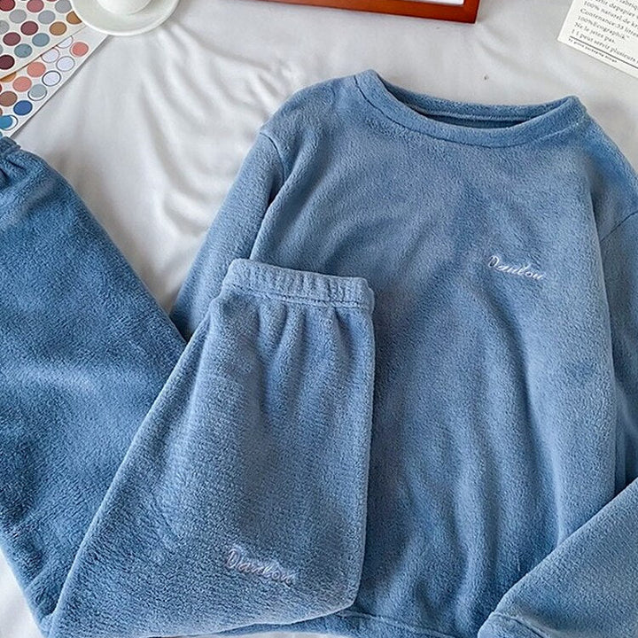 Winter Soft Velvet Pajamas Set