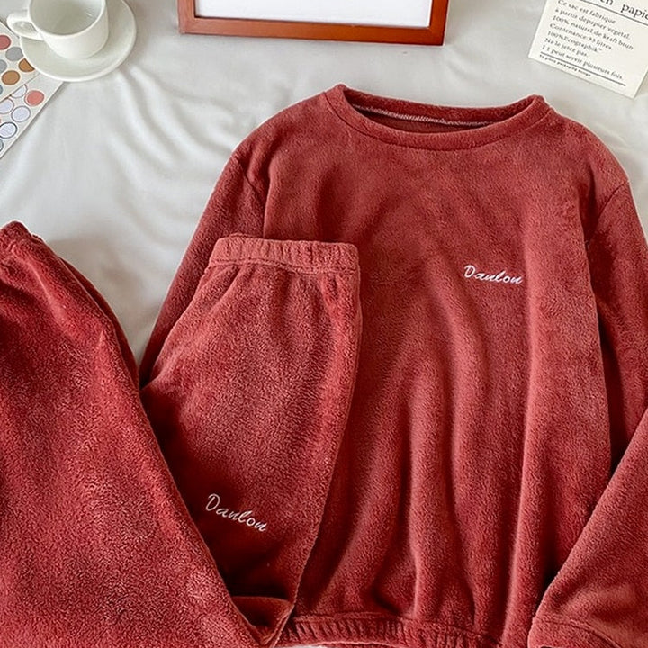 Winter Soft Velvet Pajamas Set